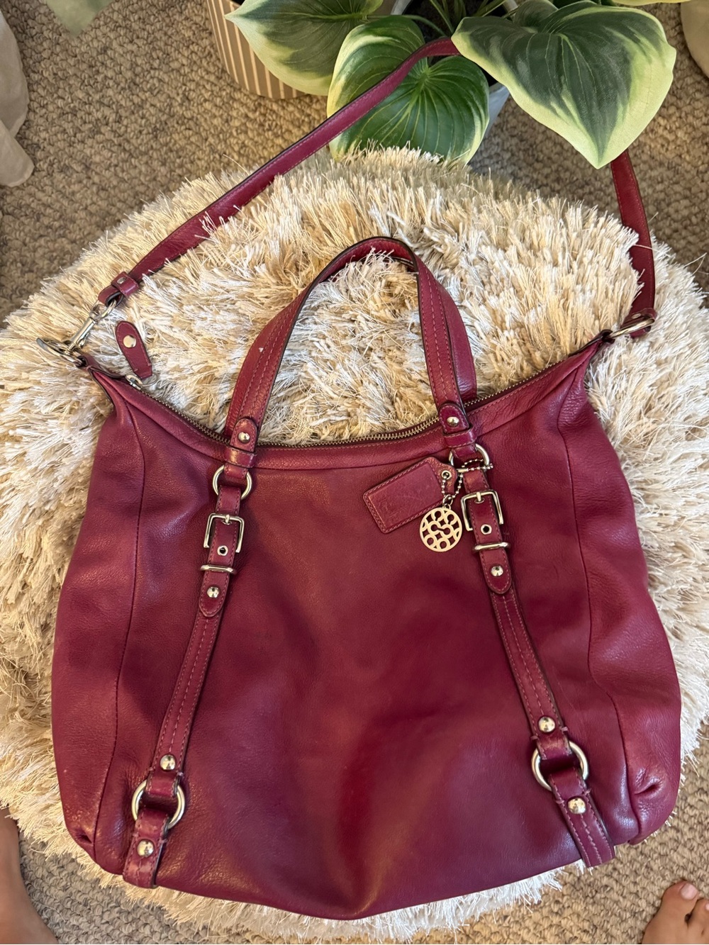 Coach Leather Shoulder Tote Bag in Burgundy - Dual Strap - Used